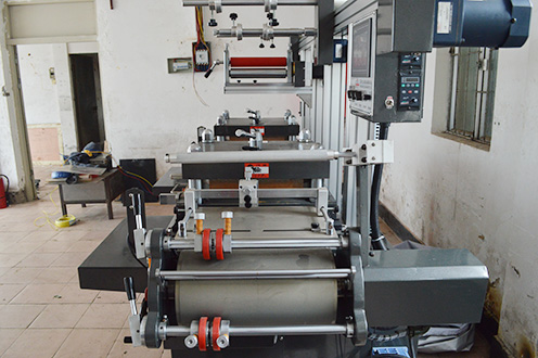轮转印刷机生产厂家介绍柔版印刷机印刷的注意事项